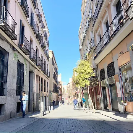 Coqueto estudio en Madrid, Centro, 2 Pax, Wifi&TV-2